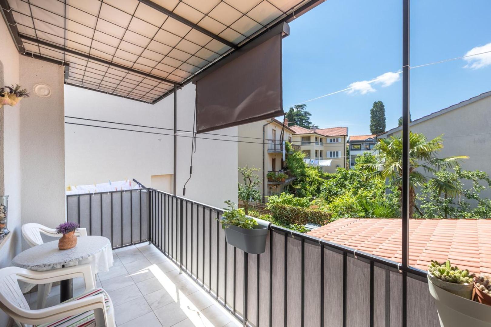 Apartment Oleander Малинска Экстерьер фото