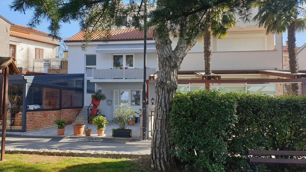 Apartment Oleander Малинска Экстерьер фото